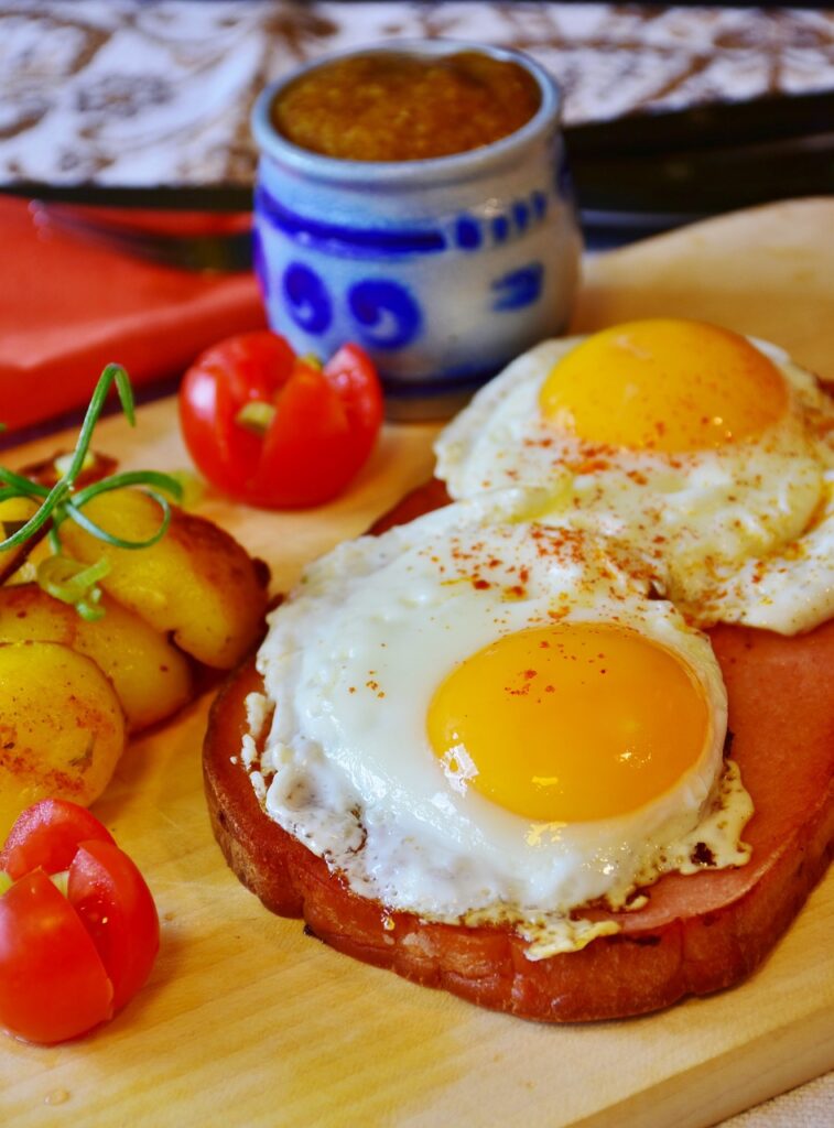 fried egg, egg, meatloaf-3409076.jpg